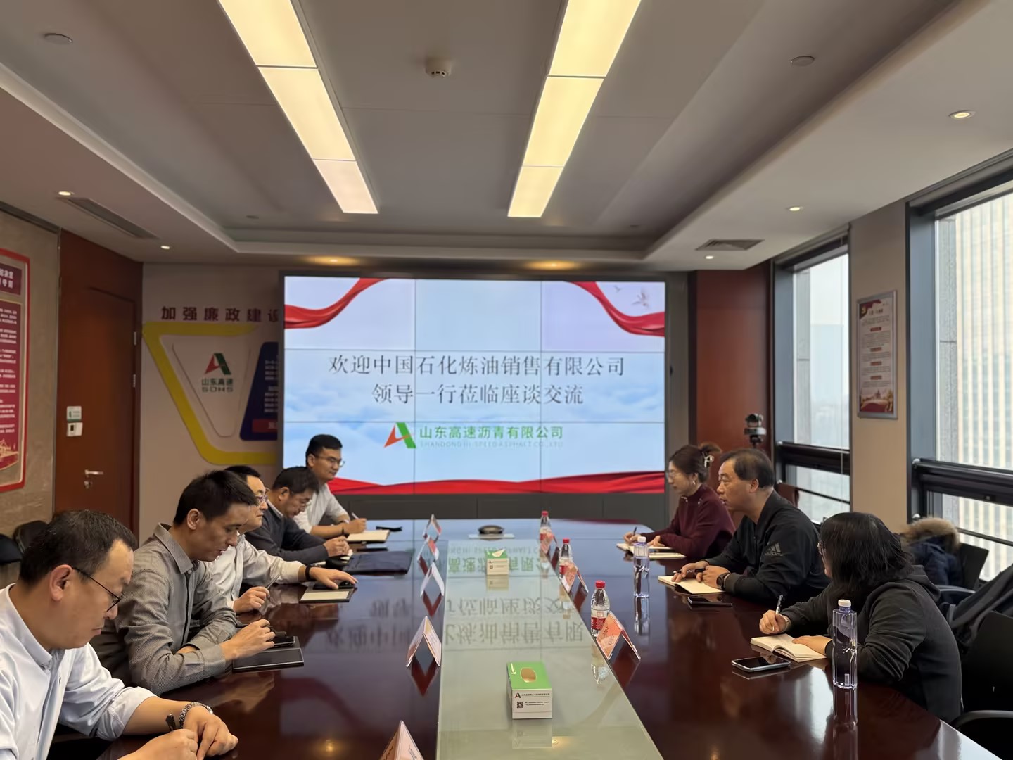 配图 (2) 配图 (2)